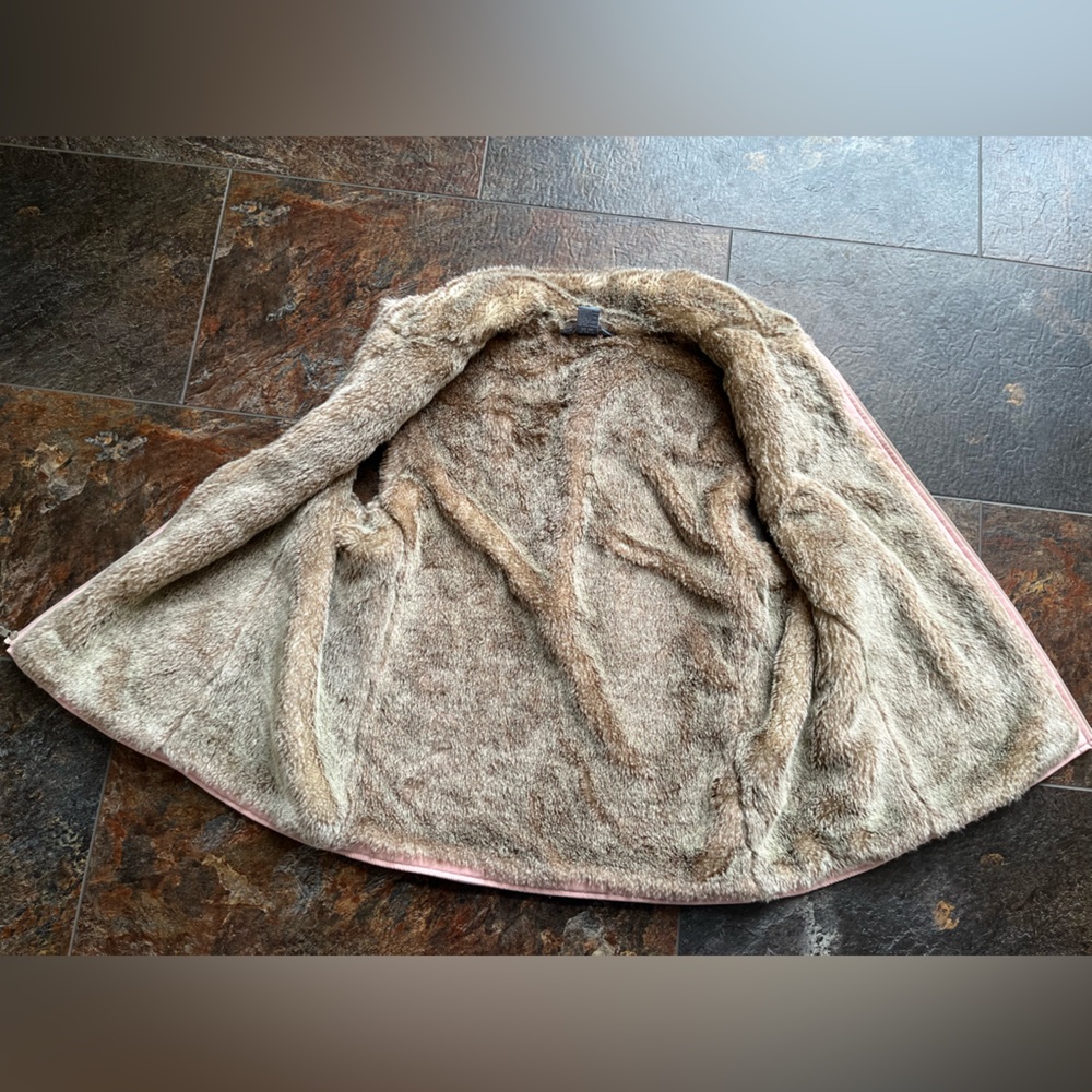 Women's Koret pale pink faux fur lined sleeveless zippered vest. Size XL - Picture 6 of 11